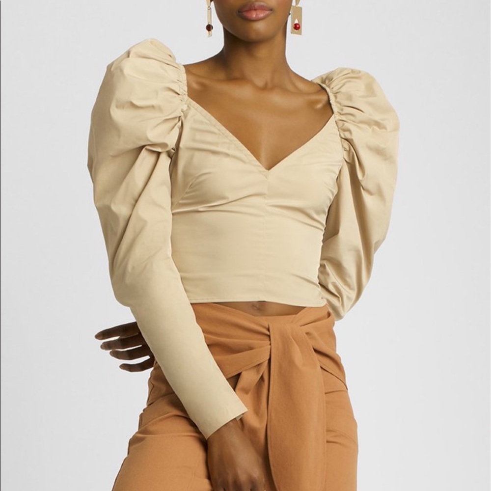 Puff sleeve top